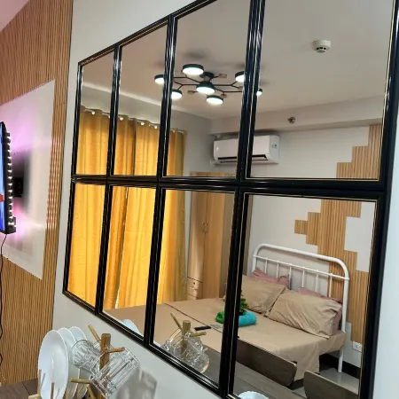 Aesthetic, Cozy and Modern Pool and SeaView Condo in Mactan Saekyung Phase 3