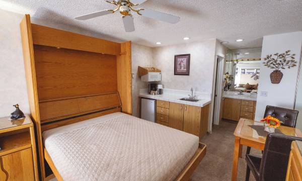 Stardust Lodge