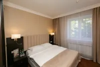 Golitsin Club Hotel - Inns
