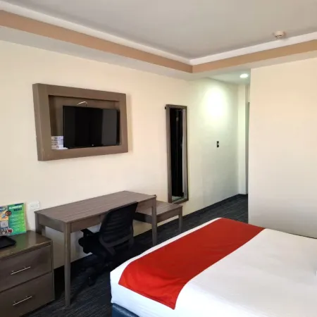 Hotel Alo! Express Ξενοδοχεία στην πόλη Torreon