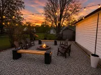 Cozy 5BR & 2 Bath-CLE, BW, IX Center-walkout basement - firepit - dog friendly!