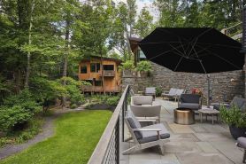 Woodstock Way Hotel