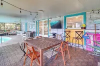 Beach Retreat in Jacksonville Pet and Family-Friendly