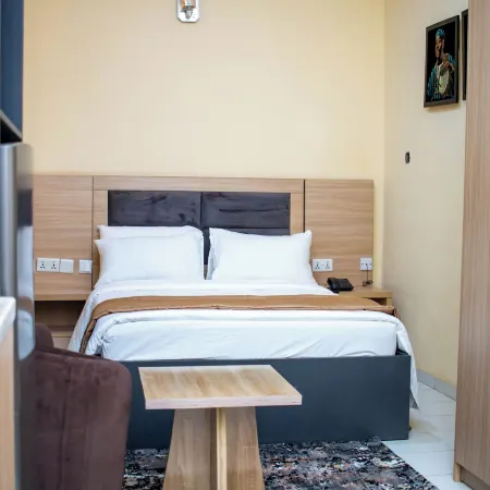 Cedar Suites
