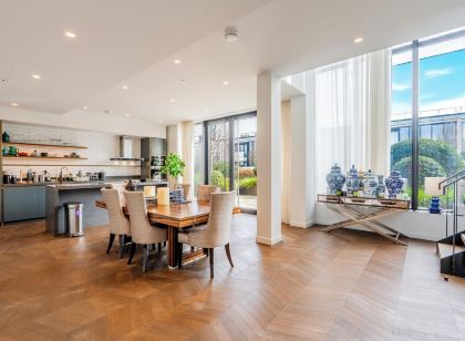 Luxury 4-Bed Duplex Penthouse