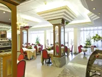 Hotel Excelsior - breakfast