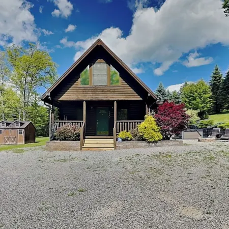 The Old World Chalet by Taylor Made Deep Creek