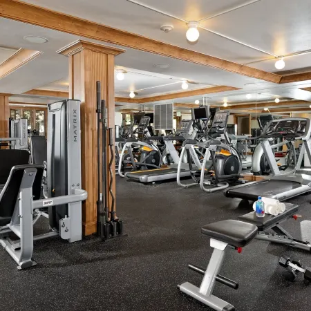 Deluxe 2 Bedroom Apartments at Resort with Outdoor Pool & Hot Tub