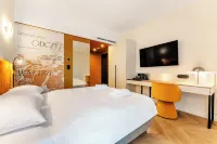 藝術女王公寓飯店 - 2 星級