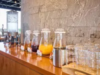 Skye Niseko - breakfast