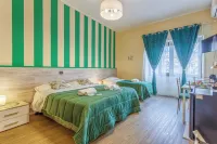 L'Opera Rooms - Romantic