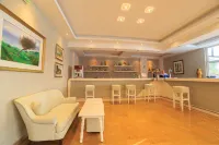 โรงแรม อีเลีย บีช - ที่มีบาร์