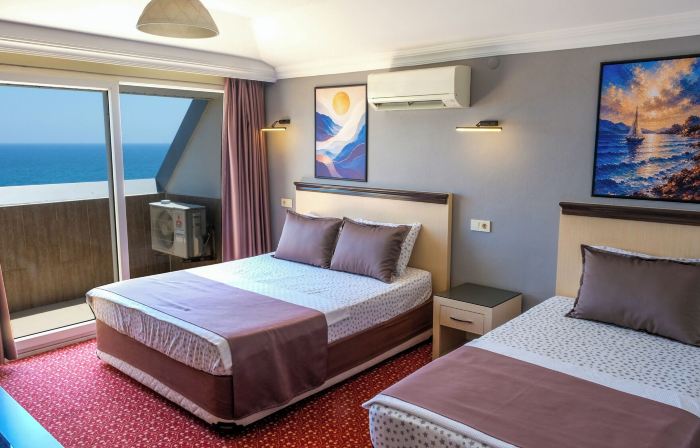 Azak Blue Otel
