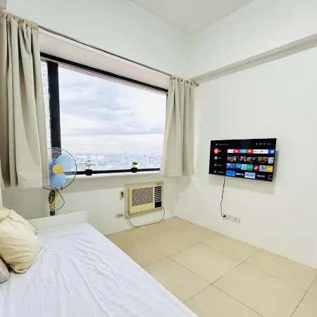 Ace Suites by the WaterSpa - Budget Family Room
