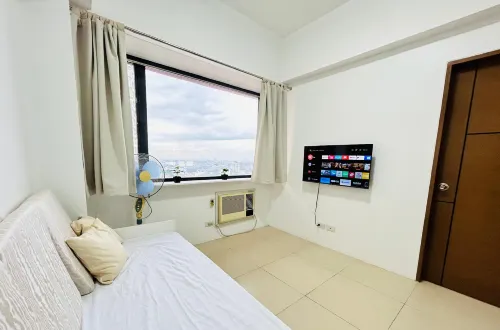 Ace Suites by the WaterSpa - Budget Family Room - Homestays