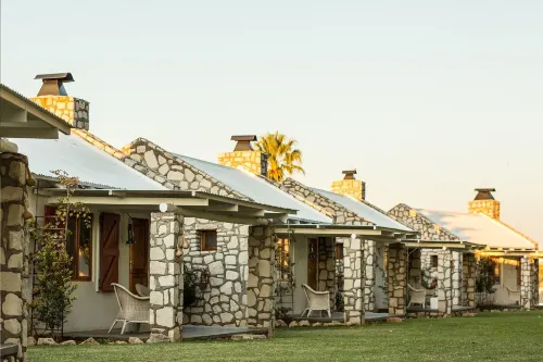 Gondwana Kalahari Farmhouse - Homestays