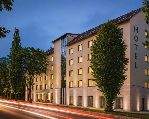 CZECH INN Hotel Ferenc Отели рядом с достопримечательностью «Парк Неплигет»