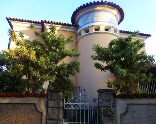 Rio Palazzo Hotels near D. Marta Belvedere
