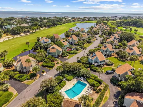 Renovated on the Lagoon within Walking Distance to the Beach & Amenity Cards! - 4-Star