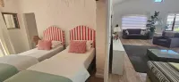 The Lily House - balcón