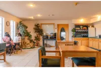 HomeTown Inn by OYO Texhoma, OK - Pet friendly