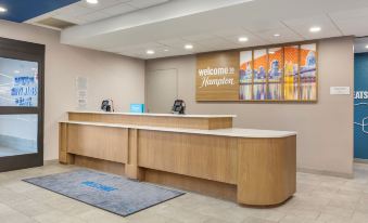 Hampton Inn & Suites Cincinnati/Uptown-University Area