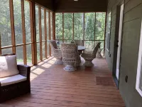 Brand new beautiful, quiet, and spacious 3-bedroom house next to Pickwick Lake - 3 estrellas