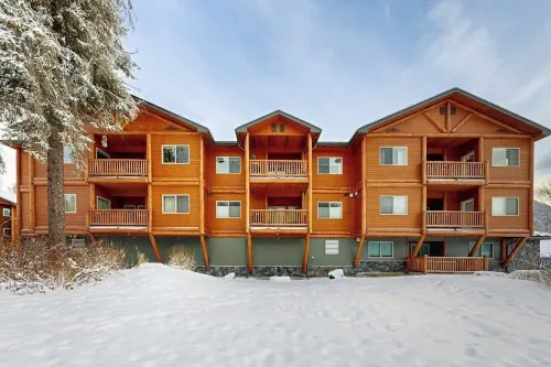 Hightower Hideaway - Villas