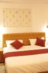 HOTEL MERIYA PALA - 2-Star