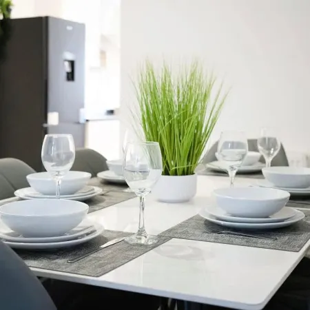 Perfect for Contractors Large Groups Free Wifi