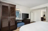 Embassy Suites by Hilton Seattle Tacoma International Airport - 3-نجوم