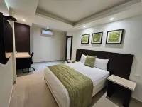 Hotel Maria Elena - 2-Sterne