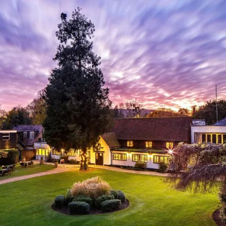 Sunday Box Hill Burford Bridge Hotel