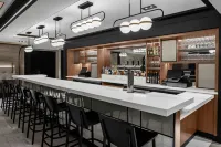 Four Points by Sheraton Flushing - piscine