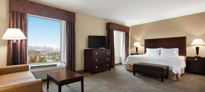 Hampton Inn & Suites Brunswick Отели в г. Глинн