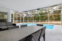 4BR House / Private Pool - SUMMER SPECIAL - Homestays