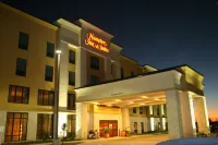 Hampton Inn & Suites Bastrop - Pools
