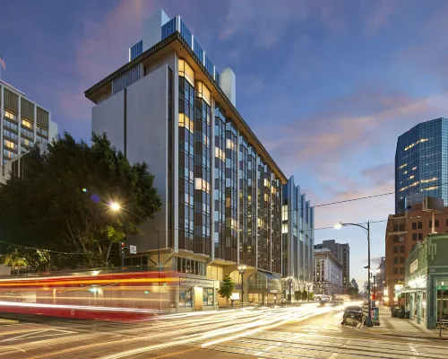The Bristol Hotel San Diego Hotels near Model Railroad Museum
