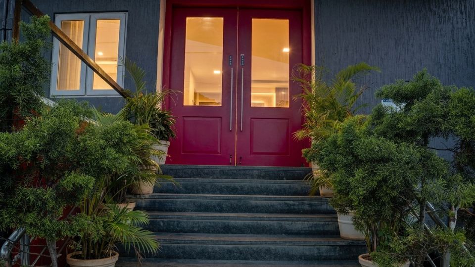 Townhouse Ulsoor Near Halasuru Metro Station