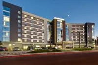 Home2 Suites by Hilton Los Angeles Montebello - parking