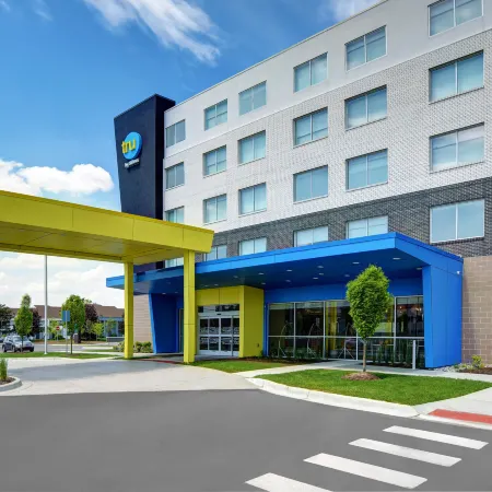 Tru by Hilton Troy Detroit