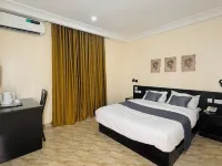 Abi's Place Benin Hotels near Benin Airport