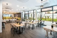 Super 8 by Wyndham Augsburg - 3-Star