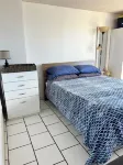 30th Waikīkī Oceanview Studio B • Free Beach Gear • Kitchenette • Pool • 2G - สระว่ายน้ำส่วนตัว