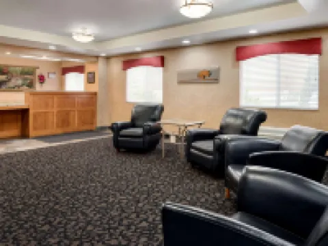 Travelodge by Wyndham Clinton Valley West Court Hotels in Clinton