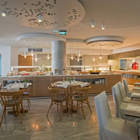 Nefeli Hotel