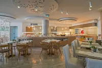 Nefeli Hotel Hotels in Adelianos Kampos