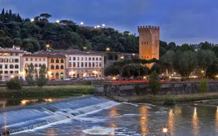 LHP Hotel River & Spa Отели рядом с достопримечательностью «San Felice in Piazza»