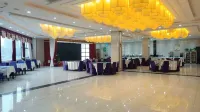 Kunlun Leju Business Hotel (Xinxiang Huixian) - parkir