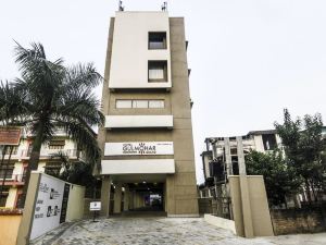 Hotel Gulmohar Grand